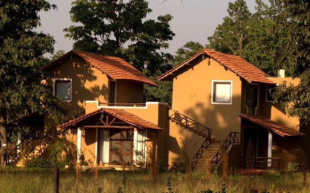 Chitwan Hotels